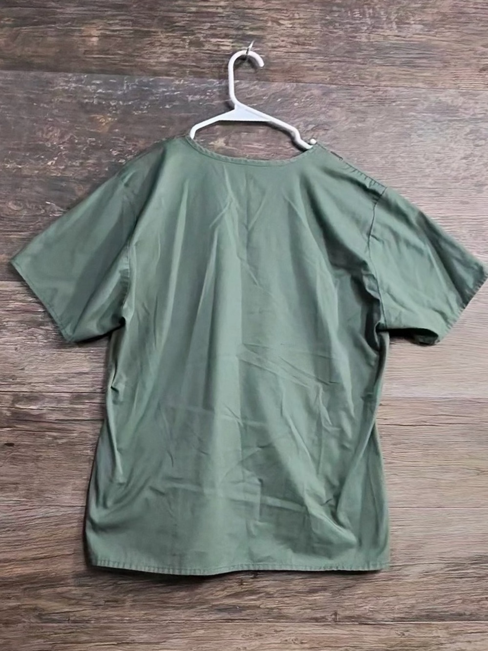 WonderWink Olive Green V-Neck Scrub Top - Picture 11 of 11